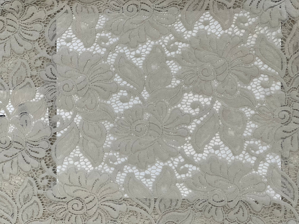 Maglietta con trasparenza panna
