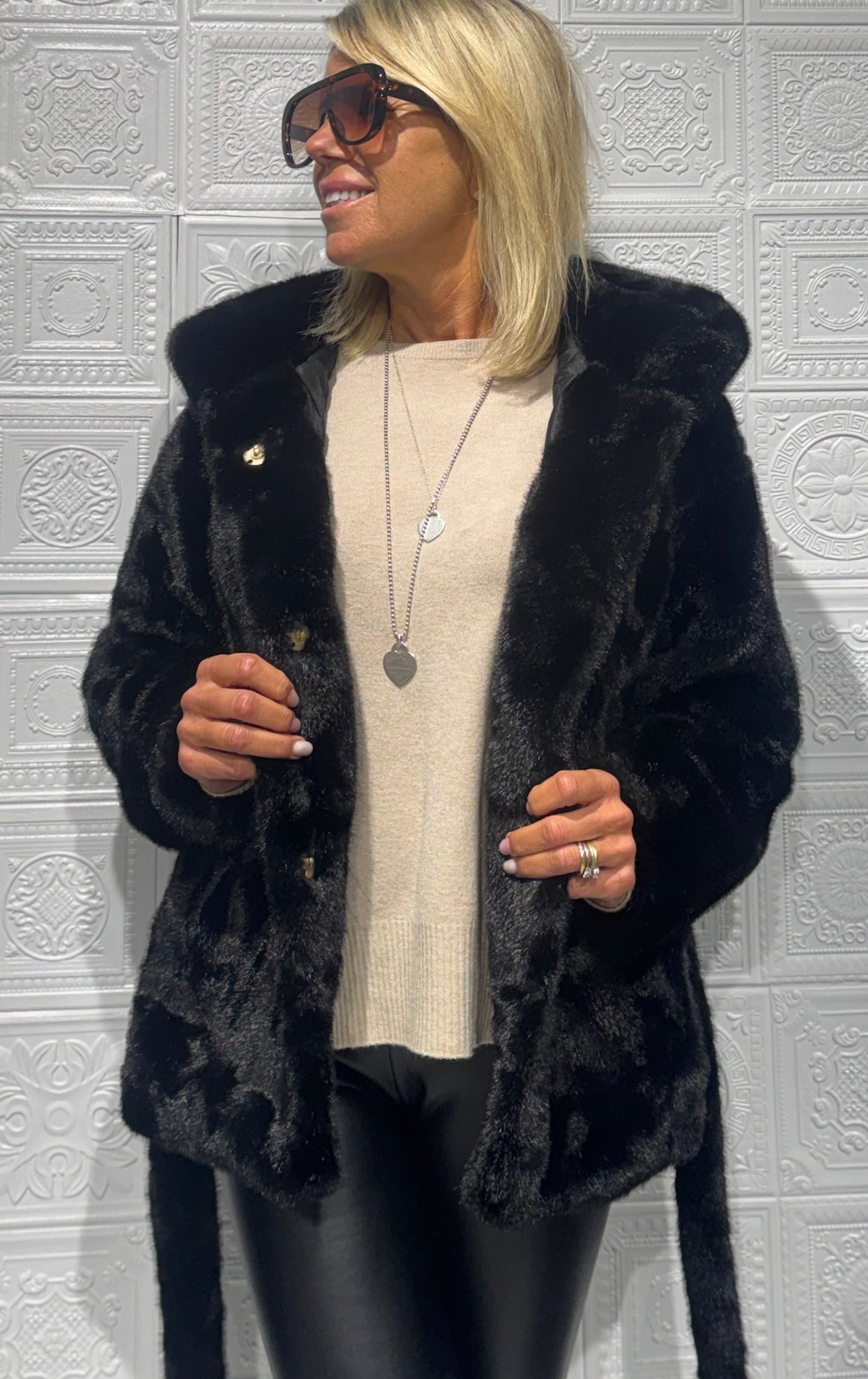 Pelliccia Cortina Nera