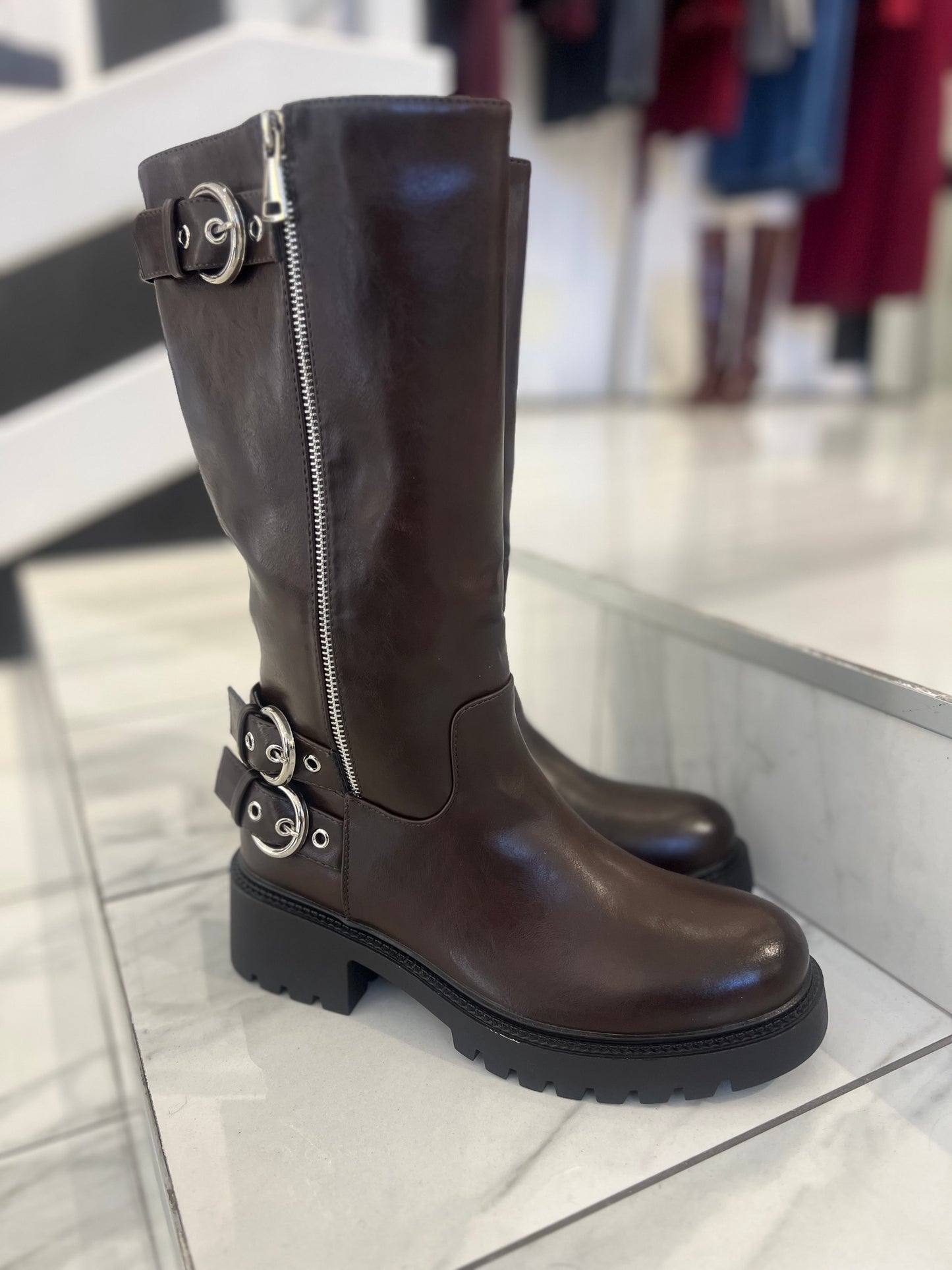 Anfibio Alto Marrone