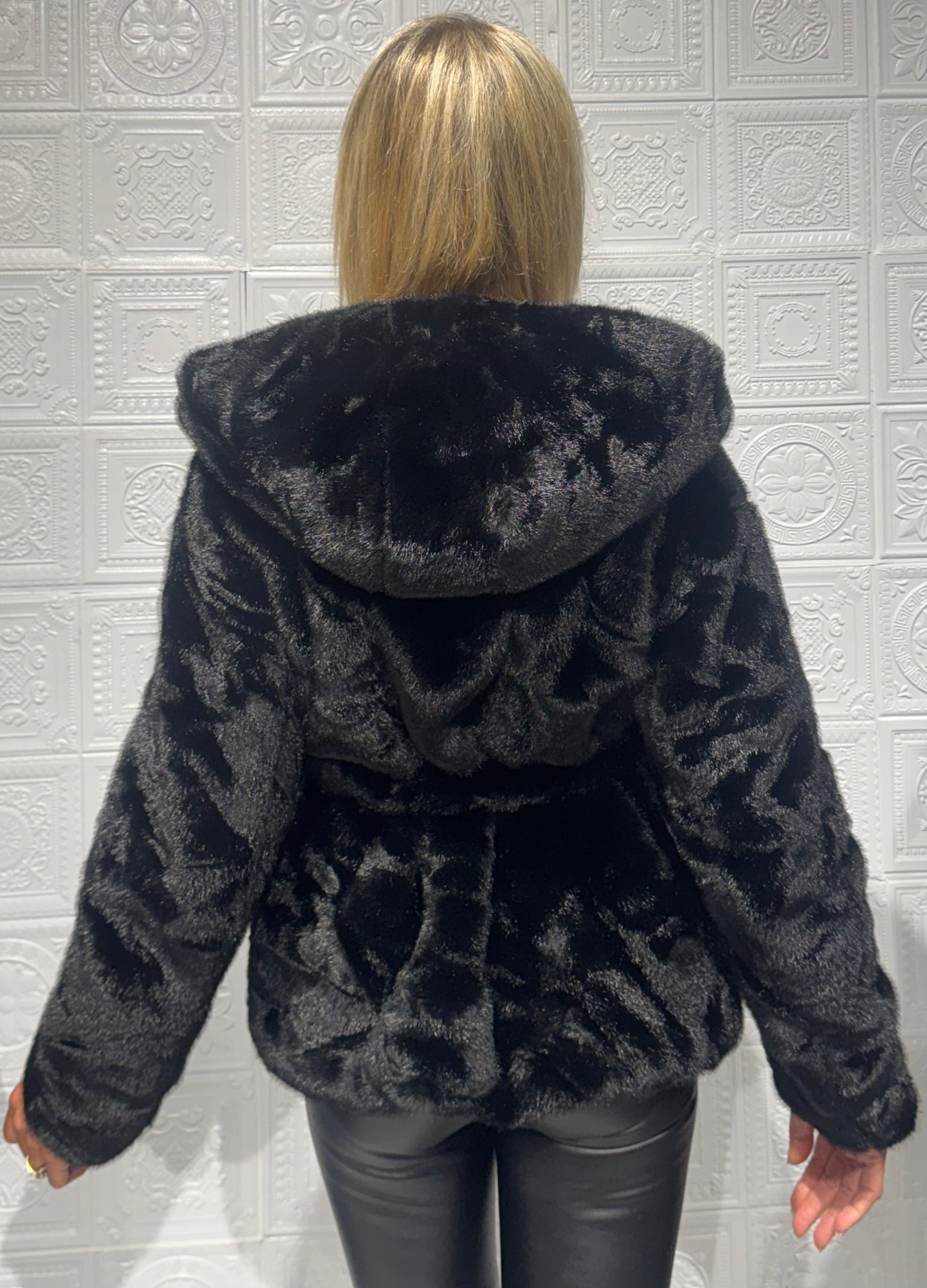 Pelliccia Cortina Nera