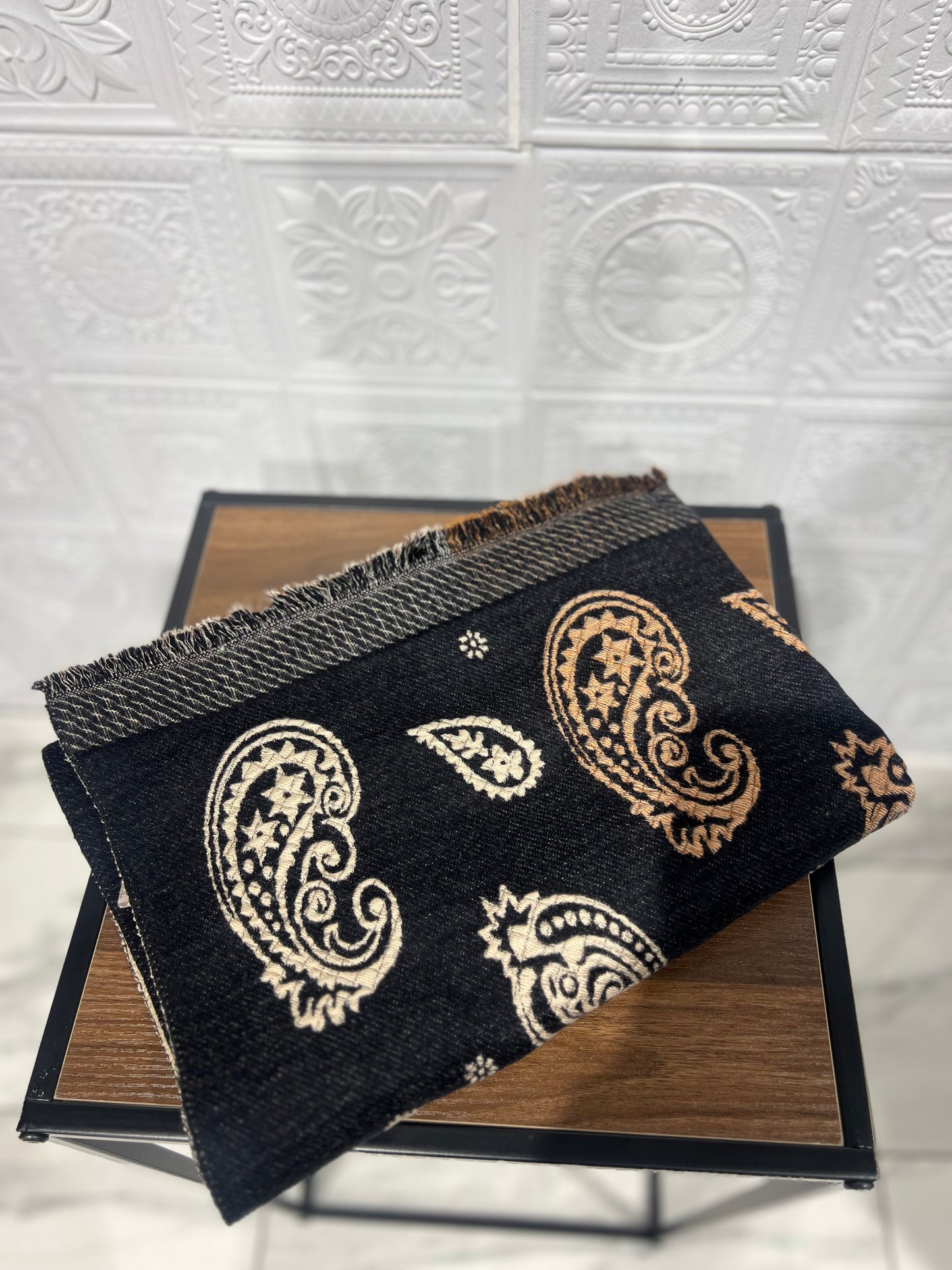 Sciarpa reversibile fantasia Nera e Beige