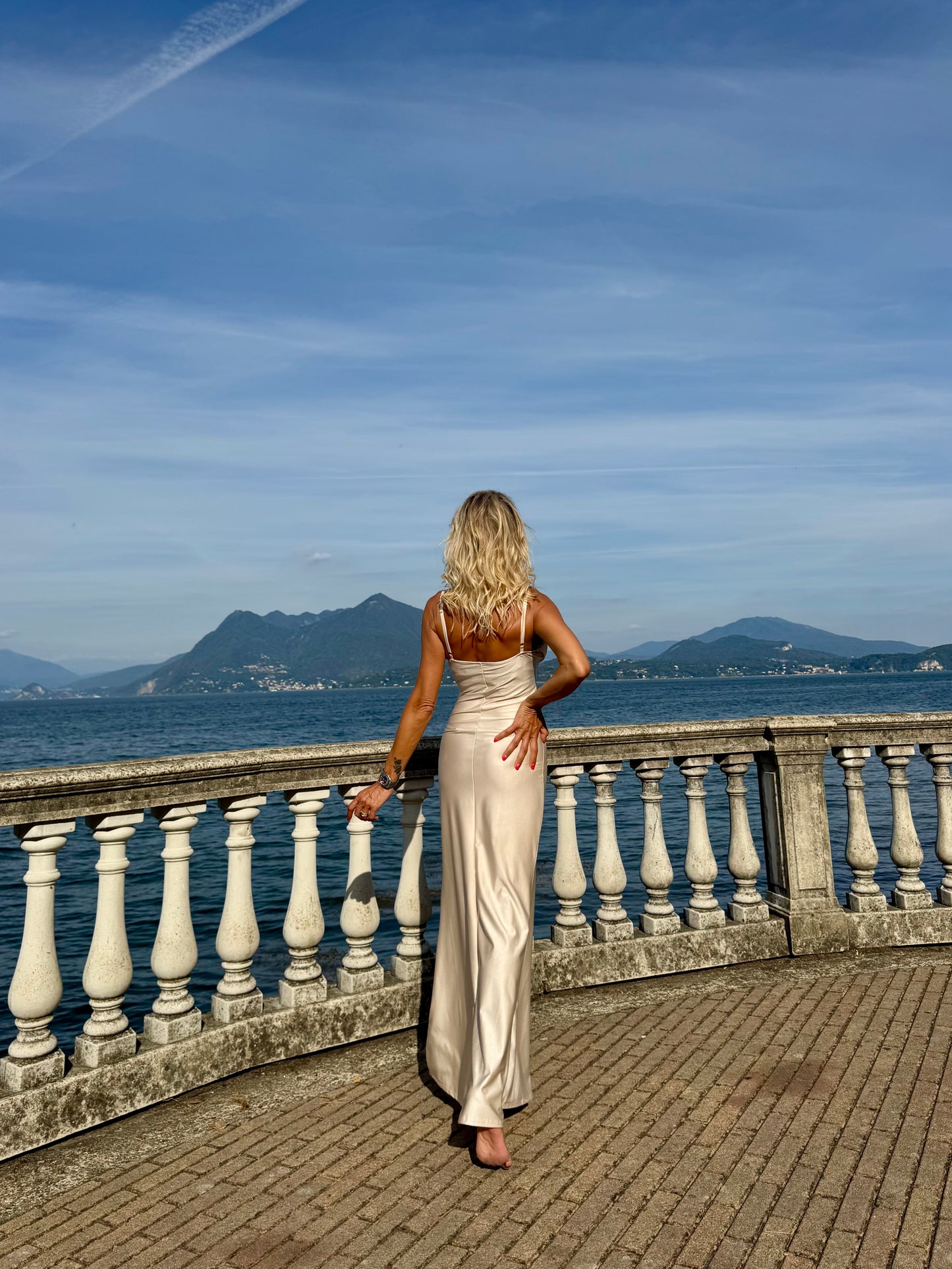 Abito Raso Champagne