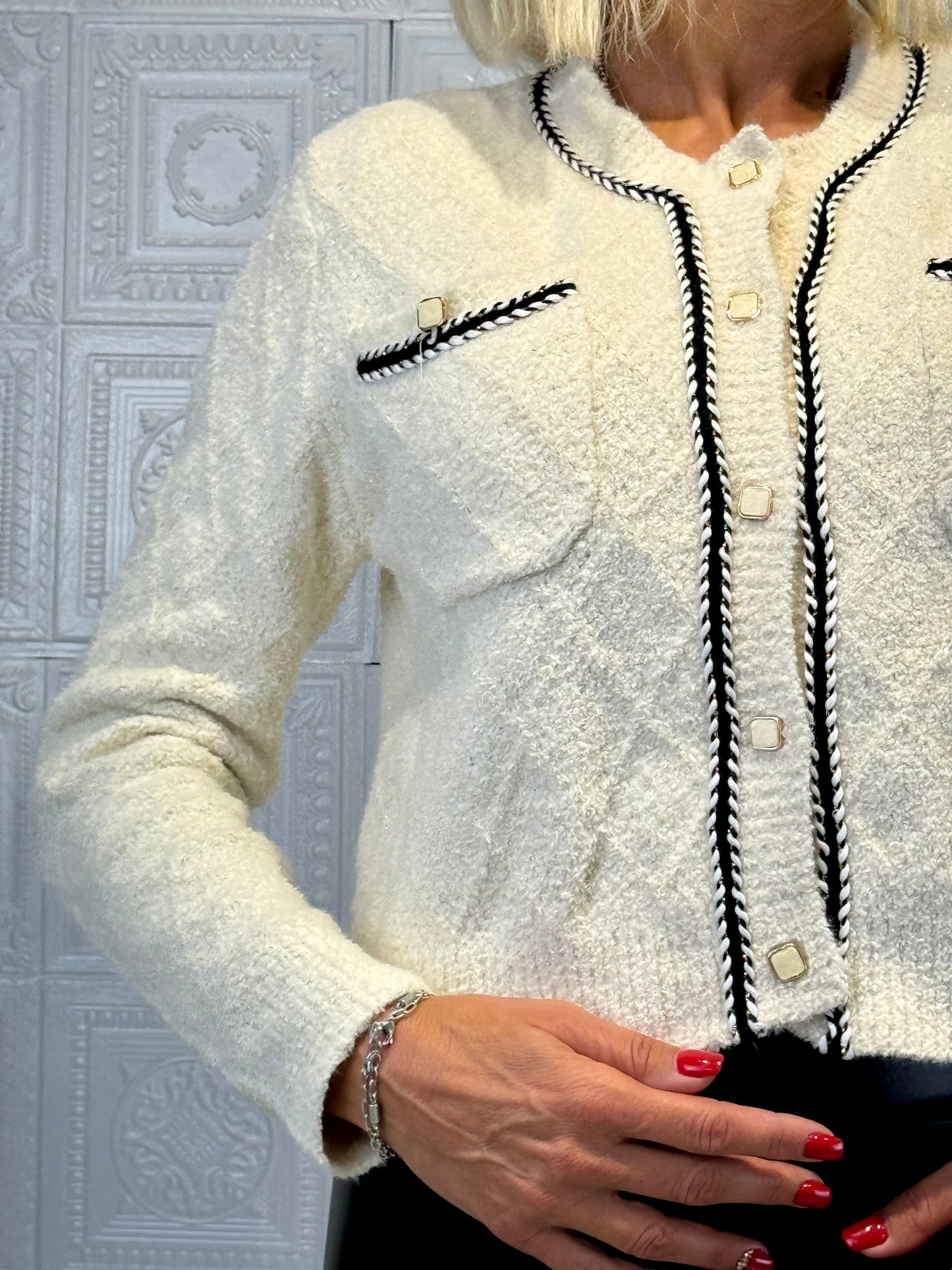 Cardigan Chanel con passamaneria white