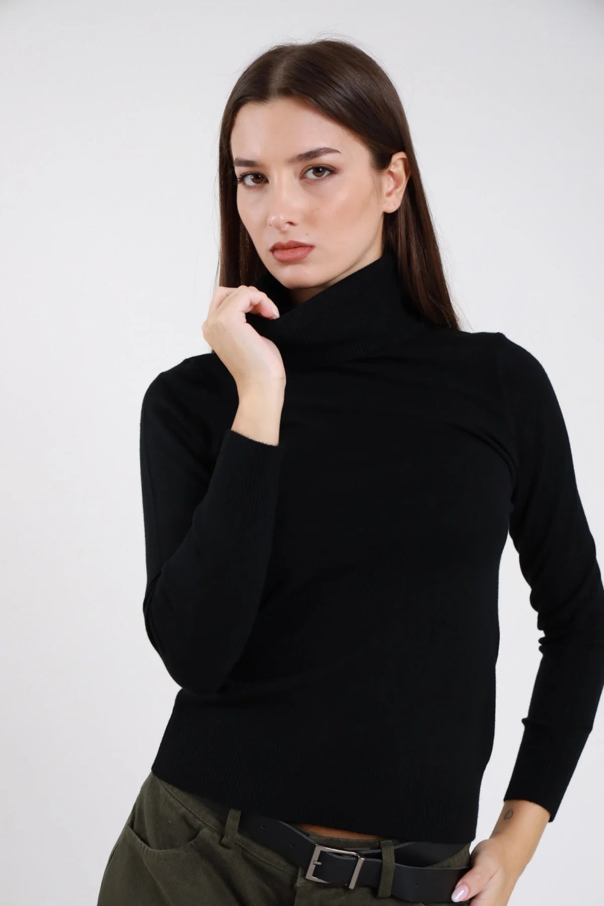 Maglia collo alto Nera
